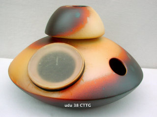 udu drum avec cloche et tambour